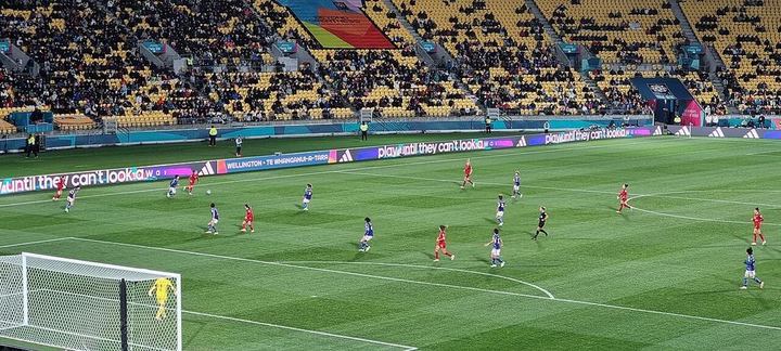 4-1，2-0！意甲悲喜夜！科莫遭平，那不勒斯取胜，卫冕冠军迎爆发（封面配图）
